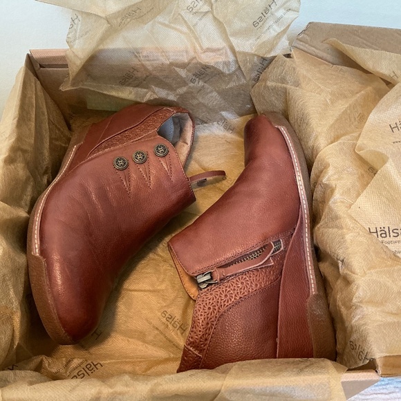 Halsa Devina Wedge Leather Shoe Dark Brown, Size 8 - Picture 6 of 7